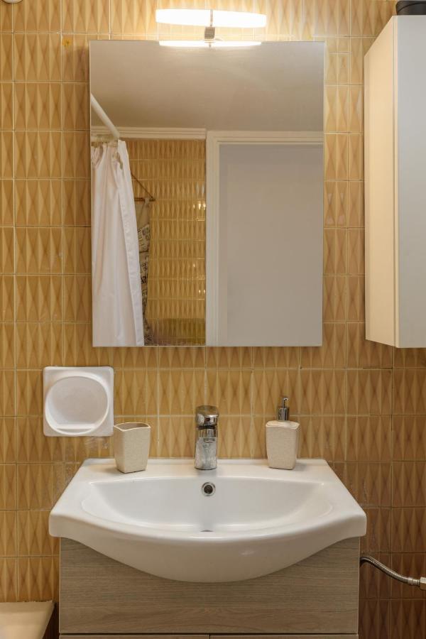 Best Location 3 Bedroom Apartment With View سالونيك المظهر الخارجي الصورة